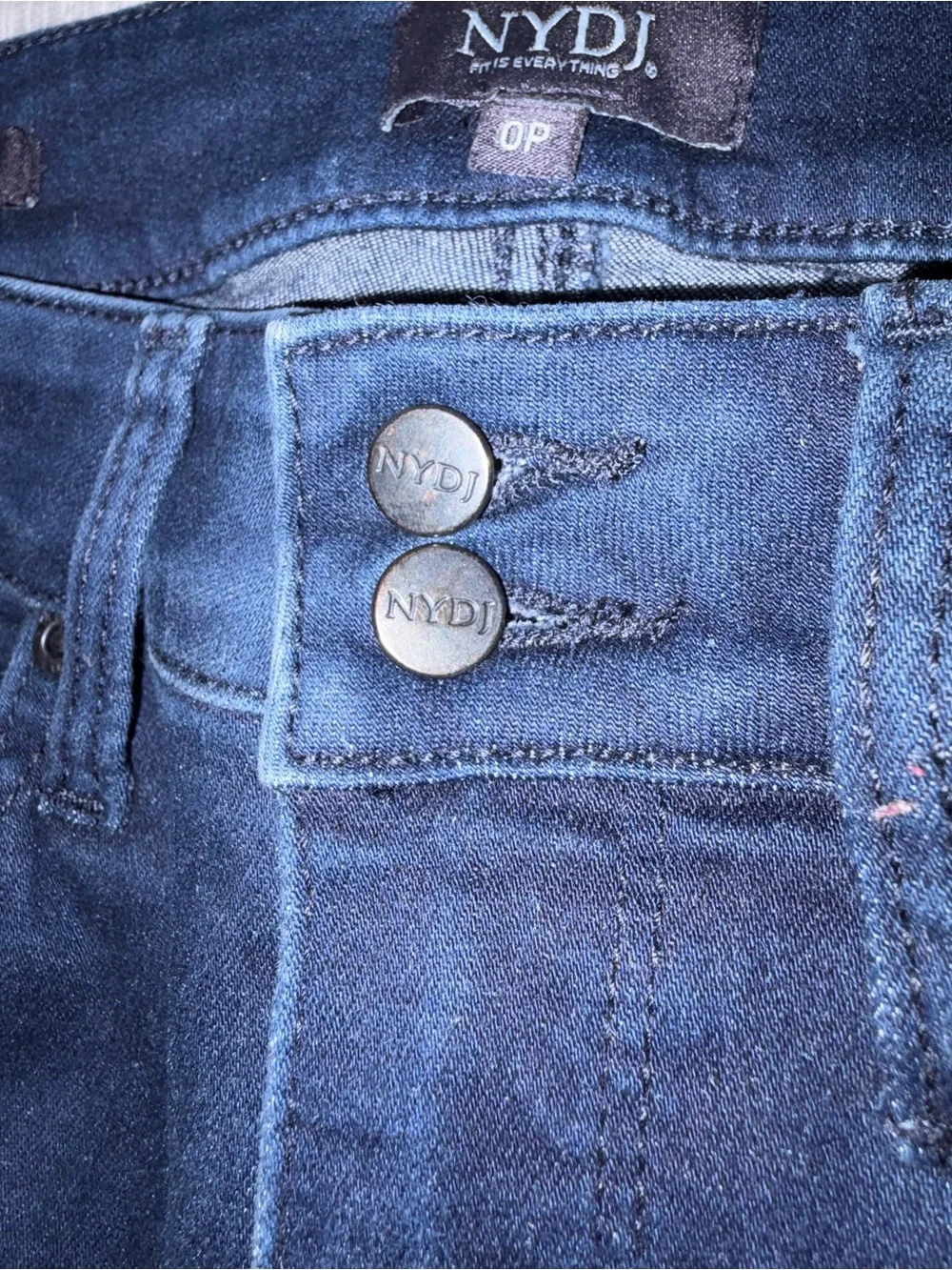 NYDJ Women's Dark Indigo Marilyn Straight Jeans size 0 petite
